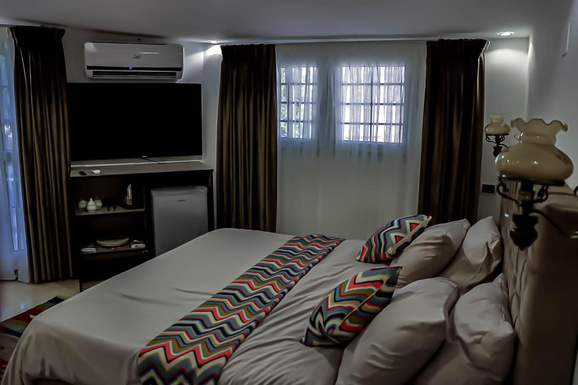 Celestia Boutique Inn - Boutique Stay Overlooking Jerash Ruins Jarash Exterior foto